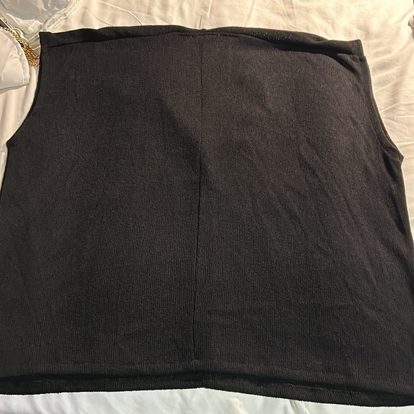 Zara knit Sweater - Picture 2 of 3